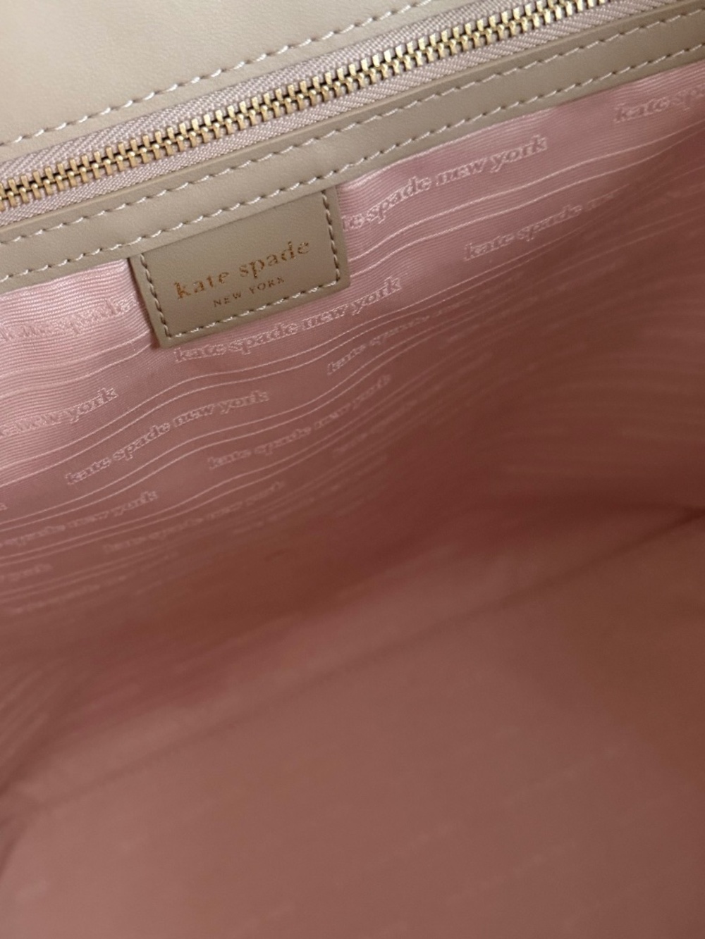 Kate Spade Dakota Smooth Leather Tote – Timeless Taupe | Excellent Condition - Picture 7 of 15